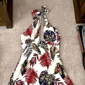 Kara tropical halter dress, cupshe size medium. New with tags